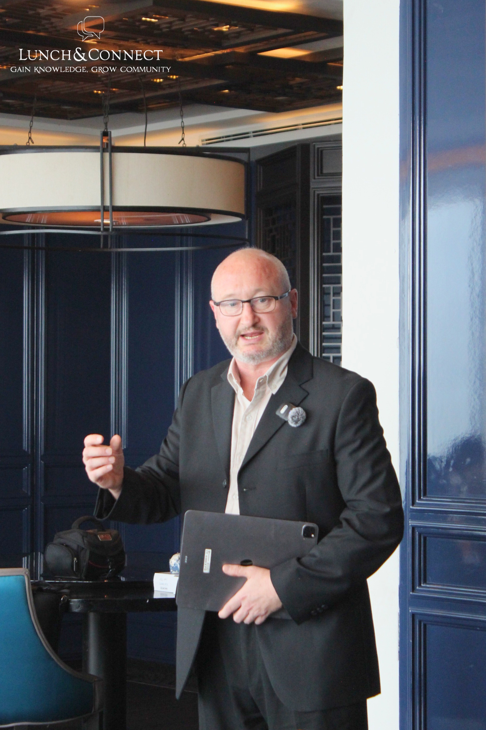 Hình ảnh diễn giả Jim Arrowsmith